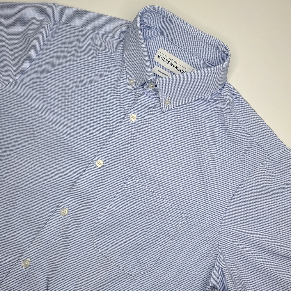 Mizzen + Main Medium Trim Fit Leeward Blue Short Sleeve Button Down Men's Shirt